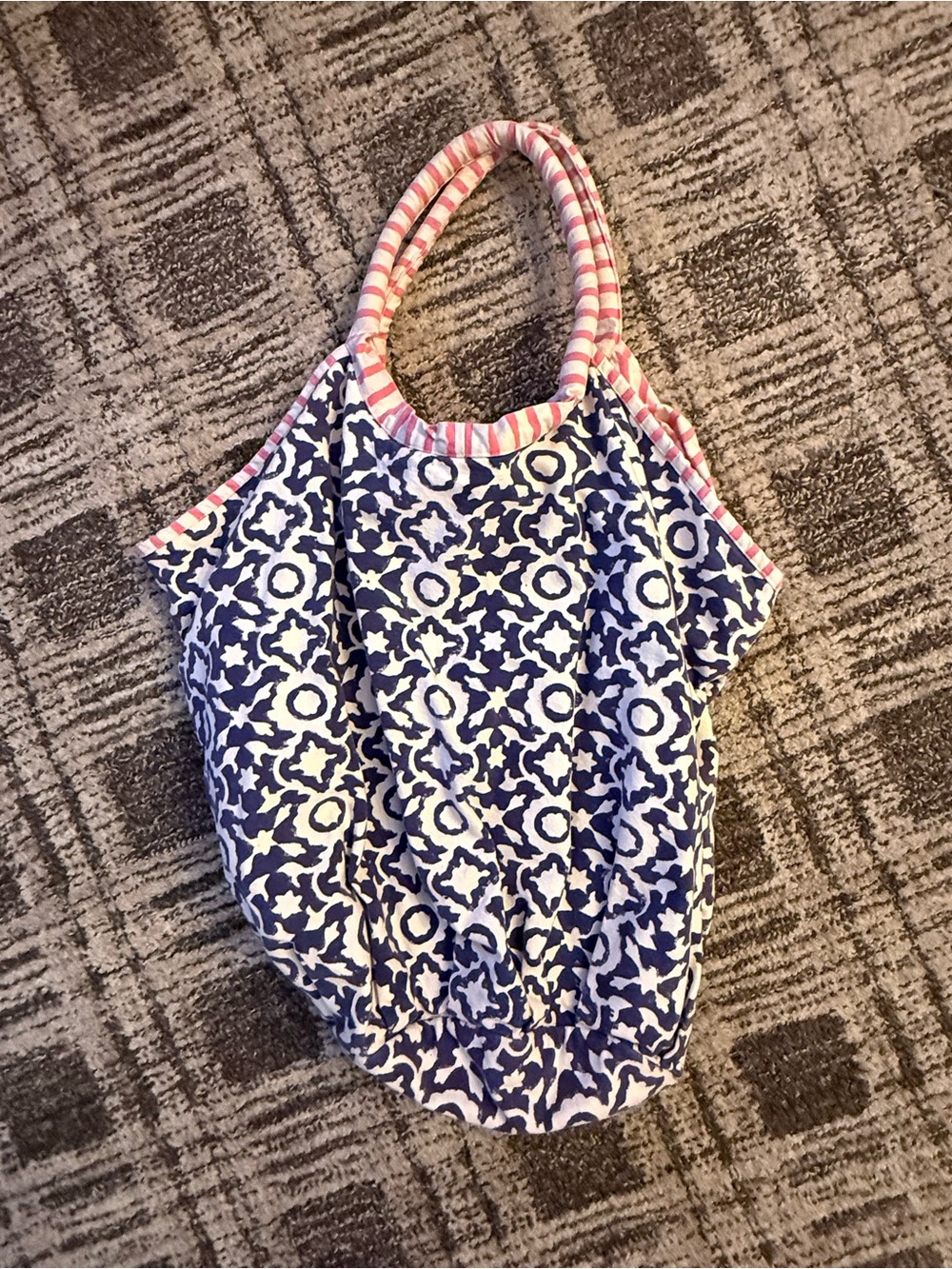 Roberta Rollar Rabbit navy patterned tote with pink trim